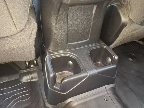 Used 2023 Jeep Wrangler Unlimited Sport AWD/4WD image 14
