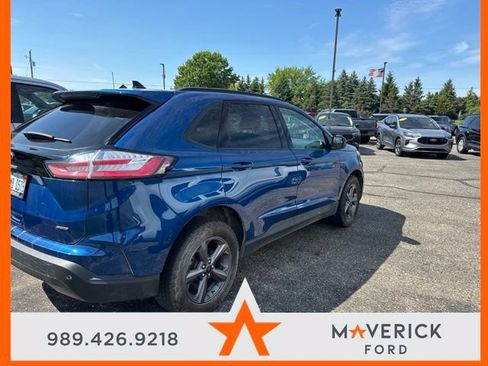Used 2024 Ford Edge SEL w/ Sport Appearance Package AWD/4WD image 4