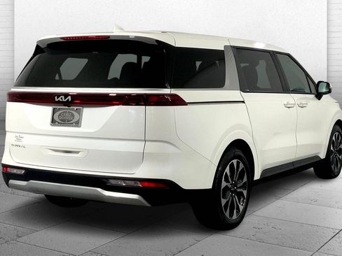 Certified 2023 Kia Carnival EX FWD image 13
