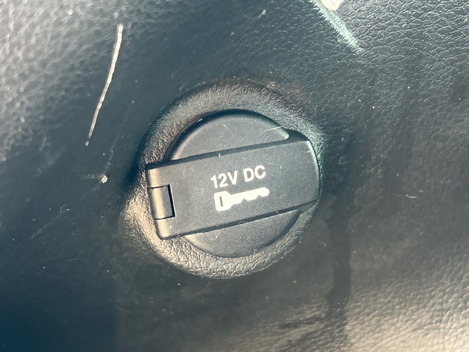 Used 2018 Jeep Compass Latitude w/ Popular Equipment Group FWD image 8