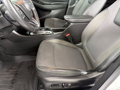 Used 2021 Buick Encore GX Select FWD image 11