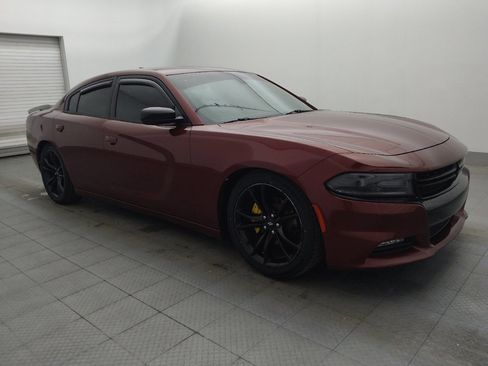 Used 2018 Dodge Charger SXT Plus w/ Blacktop Package image 11