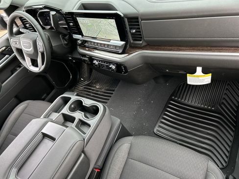New 2026 GMC Sierra 2500 SLE AWD/4WD image 28