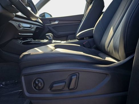 Used 2023 Audi Q5 2.0T Premium Plus w/ Premium Plus Package AWD/4WD image 31