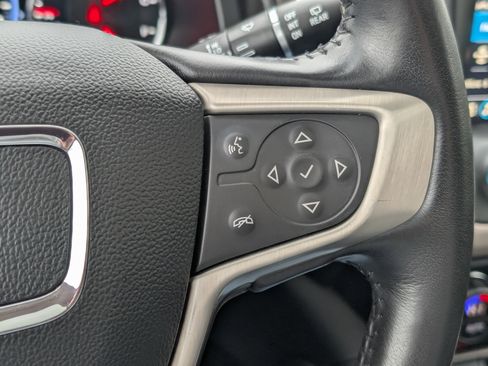 Used 2021 GMC Acadia Denali w/ Denali Ultimate Package image 20