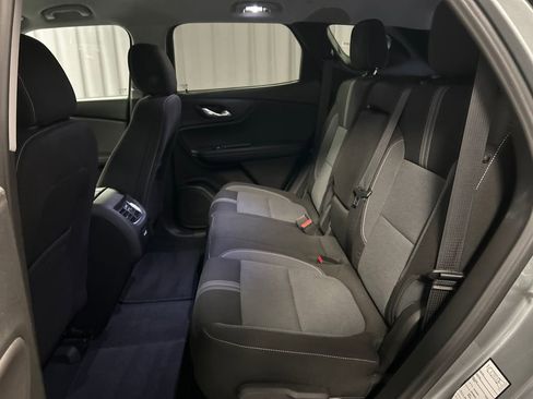 Used 2025 Chevrolet Blazer LT FWD image 23
