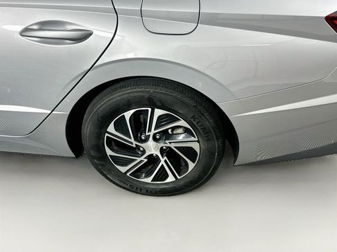 Used 2023 Hyundai Sonata Blue FWD image 11