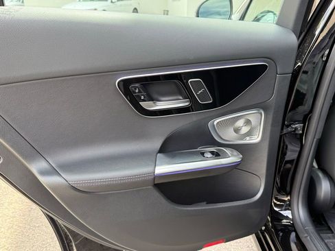 New 2026 Mercedes-Benz C 300 Sedan image 24