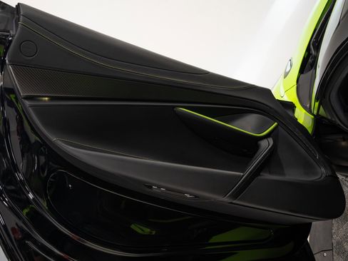 Used 2021 McLaren 720S Performance RWD image 47