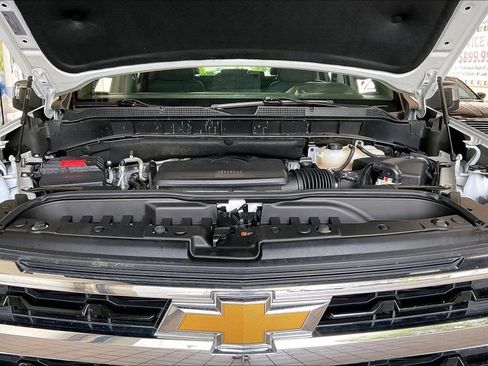 Used 2025 Chevrolet Silverado 1500 LT RWD image 27