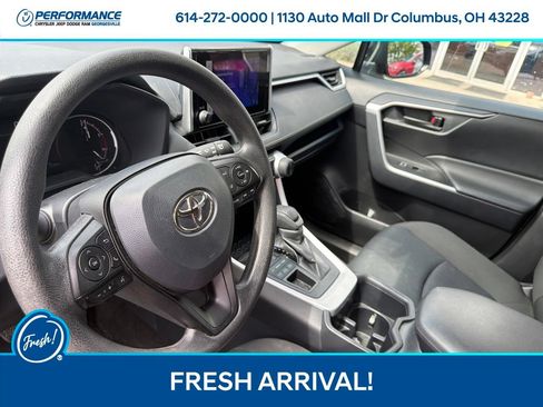 Used 2025 Toyota RAV4 LE AWD/4WD image 12