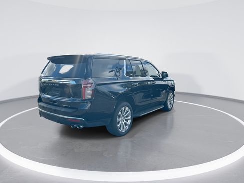 Used 2021 Chevrolet Tahoe Premier w/ Premium Package RWD image 9