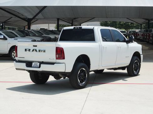 Used 2025 RAM 2500 Laramie AWD/4WD image 6