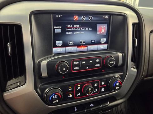 Used 2015 GMC Sierra 1500 SLE w/ SLE Value Package AWD/4WD image 19