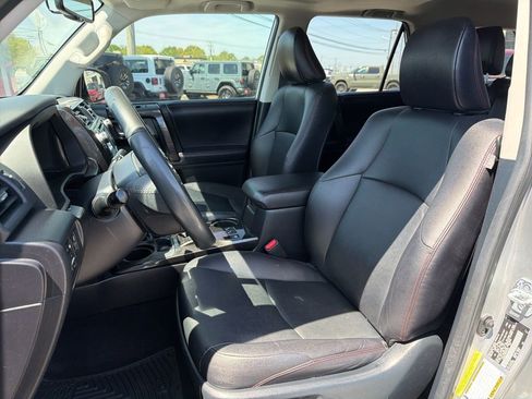 Used 2016 Toyota 4Runner Trail Premium image 31