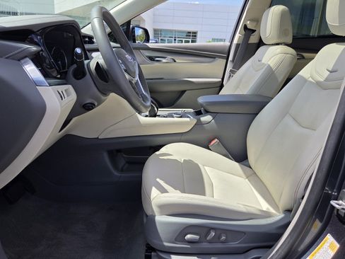Used 2021 Cadillac XT5 Premium Luxury AWD/4WD image 10