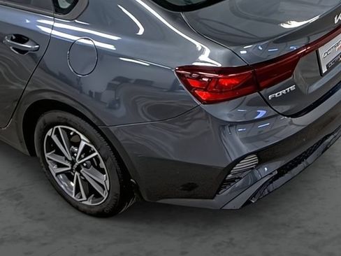 Used 2023 Kia Forte LXS FWD image 10