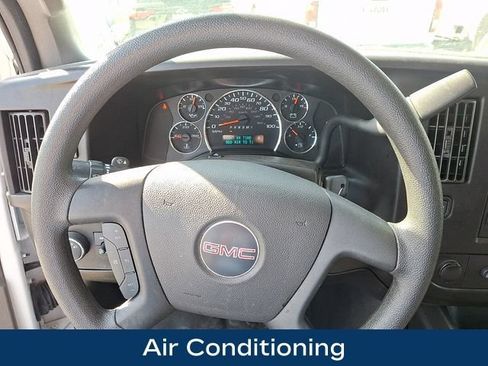 Used 2024 GMC Savana 2500 w/ Driver Convenience Package RWD image 4