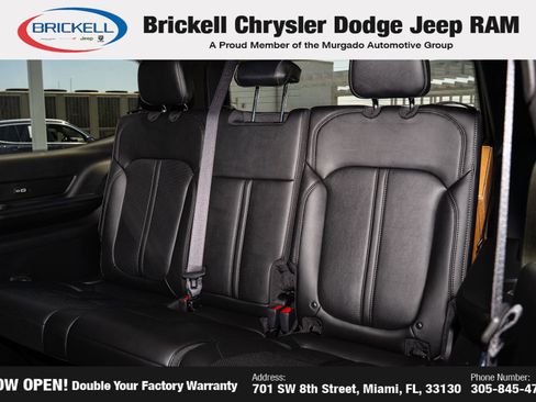 Used 2025 Jeep Wagoneer Series II w/ Convenience Group I AWD/4WD image 21