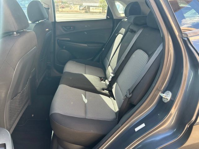 Used 2018 Hyundai Kona SEL w/ SEL Tech Package 02 FWD image 10