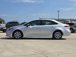 Used 2025 Toyota Corolla LE FWD video 2