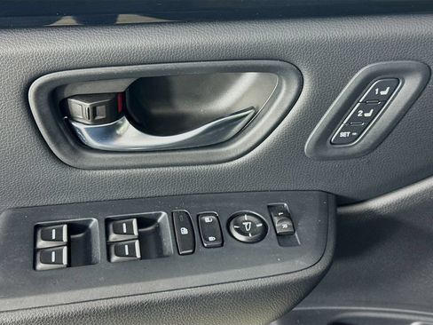 Used 2023 Honda Pilot Touring image 21