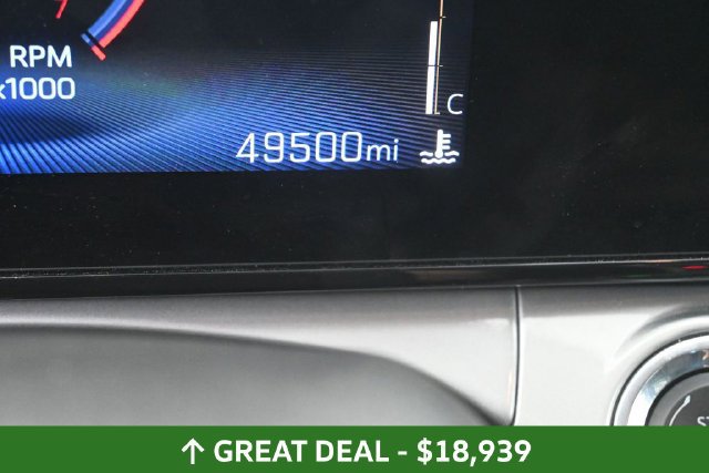 Used 2025 Chevrolet Trax LT FWD image 33