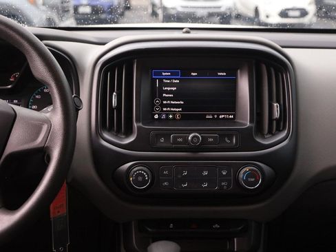 Used 2022 Chevrolet Colorado W/T RWD image 20