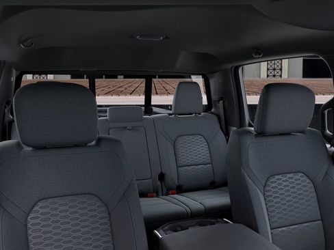 New 2026 RAM 1500 4x4 Crew Cab image 26