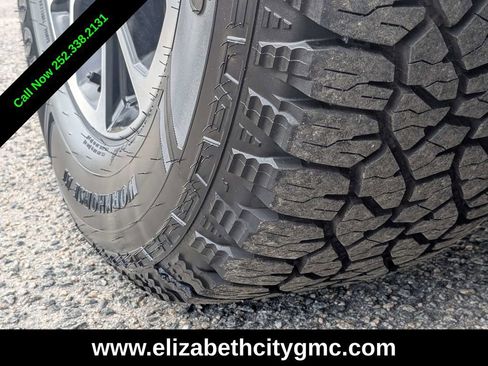 Used 2023 Ford Expedition Max XLT image 13