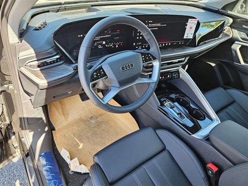 New 2025 Audi Q5 Premium Plus image 9