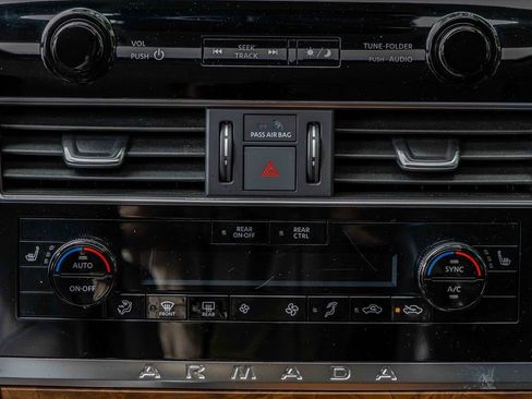 Certified 2023 Nissan Armada SL image 12