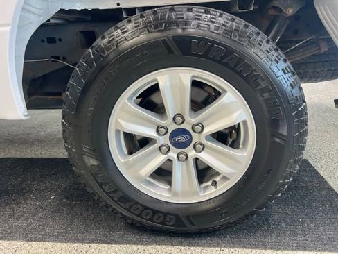 Used 2018 Ford F150 XLT image 15