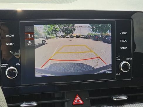 Used 2023 Kia Sportage LX FWD image 21