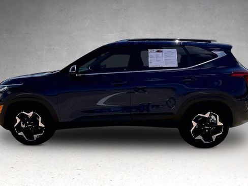 Certified 2026 Kia Seltos EX FWD image 3
