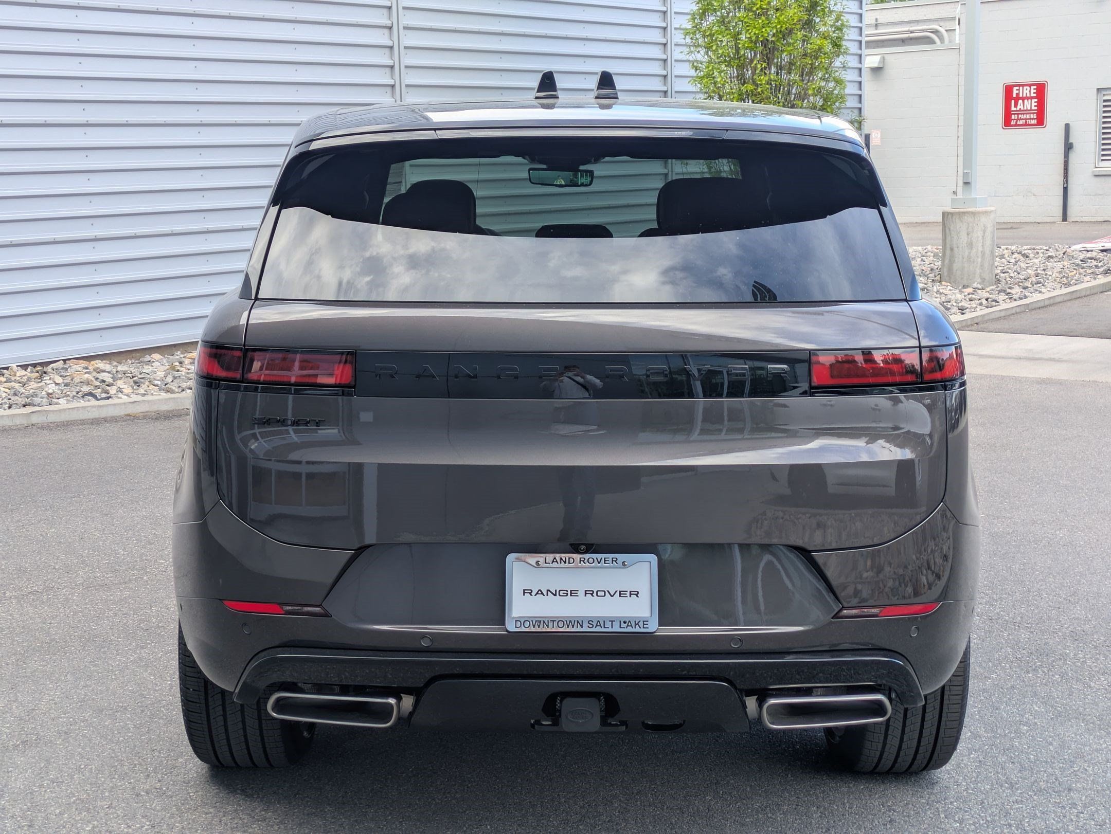 New 2026 Land Rover Range Rover Sport Dynamic SE AWD/4WD image 6
