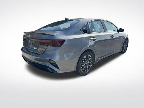 Used 2024 Kia Forte GT-Line w/ GT-Line Premium Package FWD image 5
