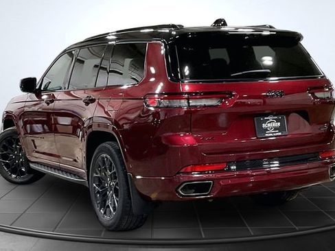 Used 2024 Jeep Grand Cherokee L Summit AWD/4WD image 13