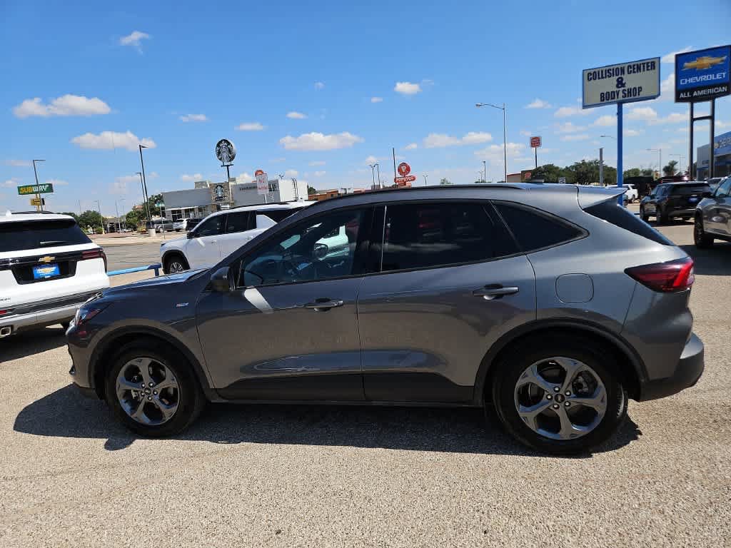 Used 2025 Ford Escape ST-Line FWD image 5