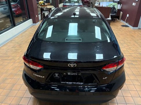 Used 2025 Toyota Corolla LE image 13