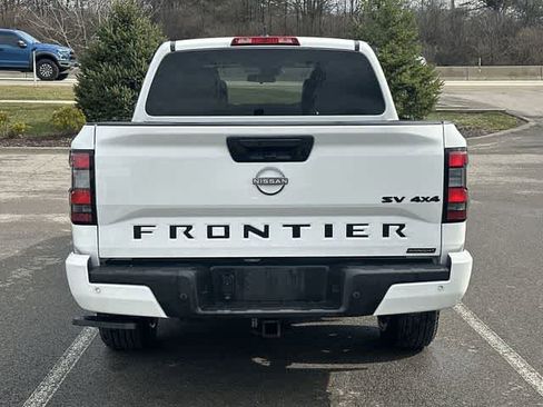 Used 2023 Nissan Frontier SV w/ Midnight Edition Package image 4