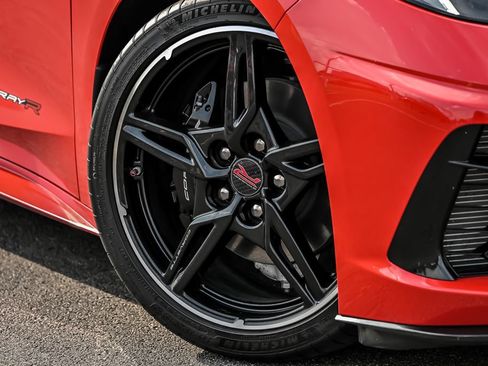 Used 2023 Chevrolet Corvette Stingray Coupe RWD image 4