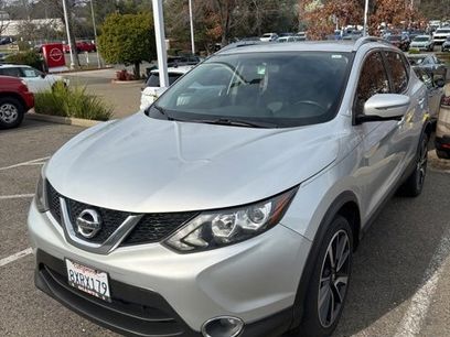 Used 2017 Nissan Rogue Sport SL