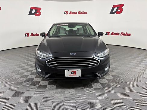 Used 2020 Ford Fusion SE w/ Equipment Group 151A FWD image 11