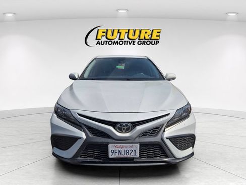 Used 2023 Toyota Camry SE FWD image 2
