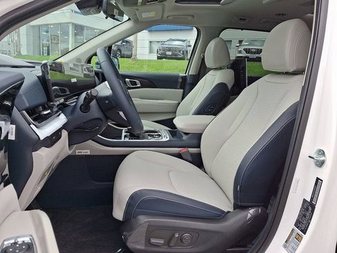 New 2026 Kia Carnival SX Prestige image 9