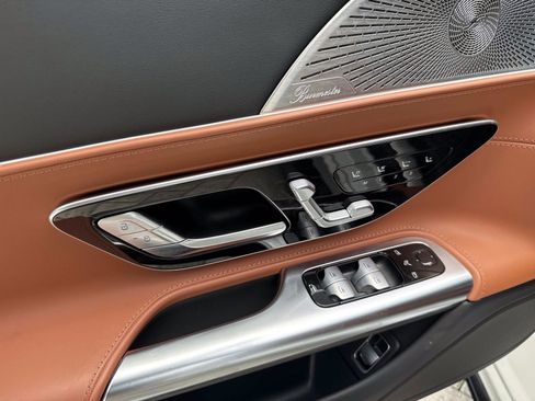 Certified 2024 Mercedes-Benz SL 43 AMG image 19