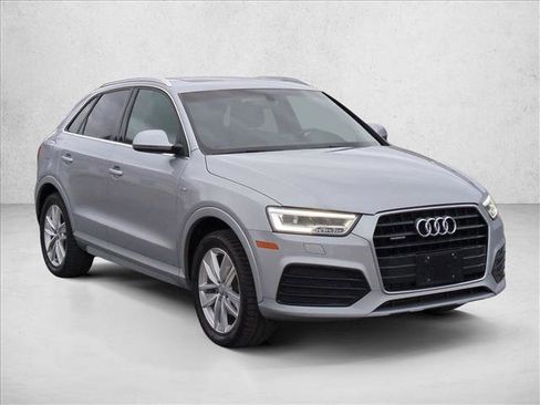 Used 2018 Audi Q3 2.0T Premium Plus w/ Premium Plus Package image 3