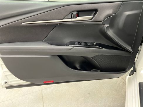 Used 2025 Toyota Camry LE FWD image 14