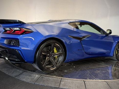 Used 2023 Chevrolet Corvette Z06 w/ Stealth Interior Trim Package image 27